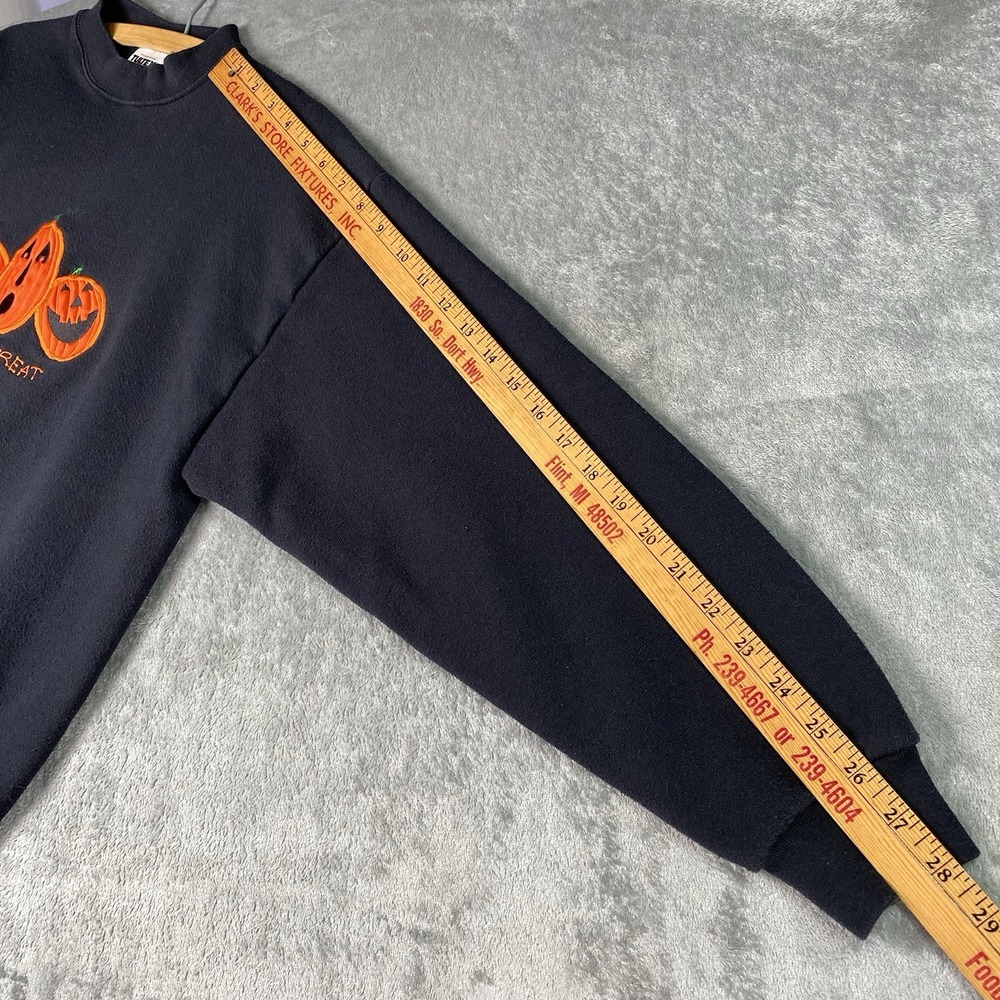 Vintage Halloween Trick Or Treat Sweatshirt Size L Black Pumpkin Crewneck 90s - Picture 11 of 12
